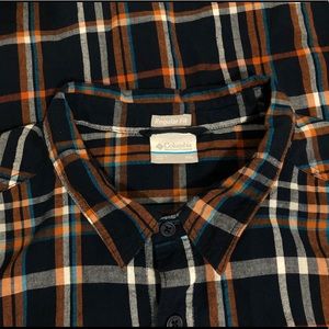 Columbia regular fit button down shrt sleeve shirt
